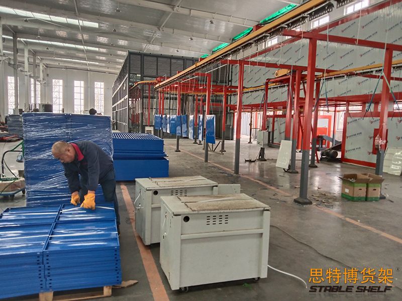 自動化噴塑設(shè)備3