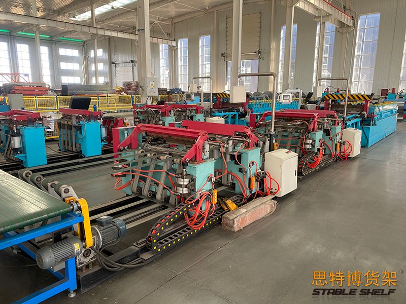 軋機(jī)設(shè)備3